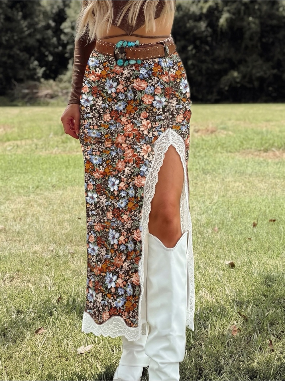 💕Hello Gorgeous! Floral Lace Trim Maxi Skirt with Side Slit - Brown Floral